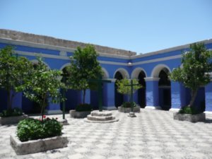 En av patioene i hovedklosteret