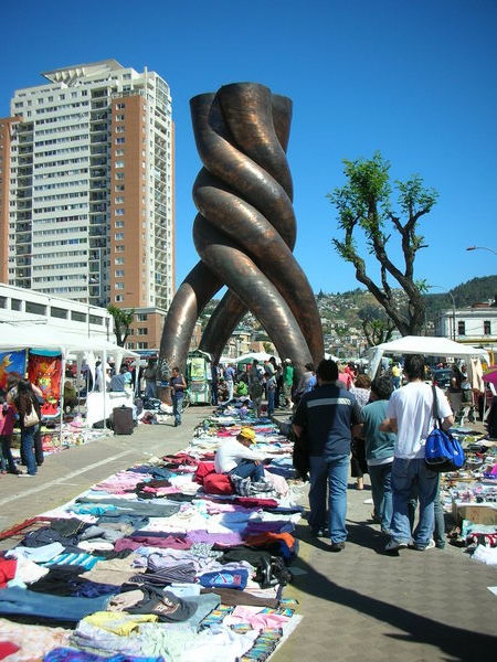 Flea market in Valparaíso