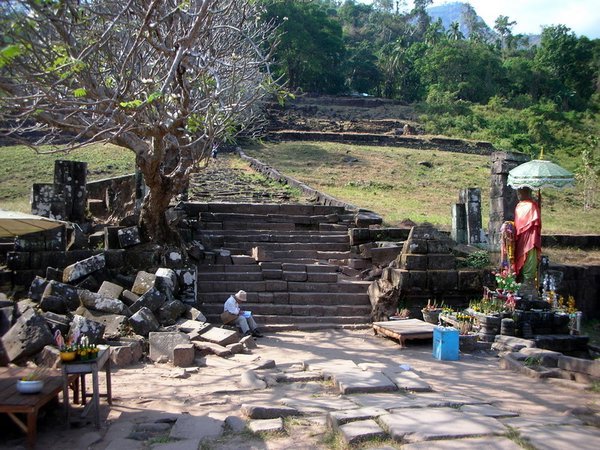 Wat Phu IV