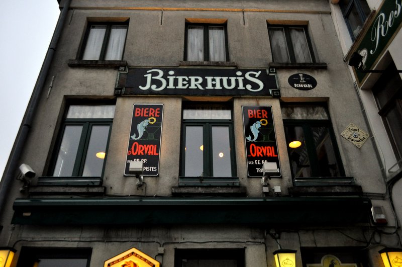 Bierhuis - pragmatic name for a beer house