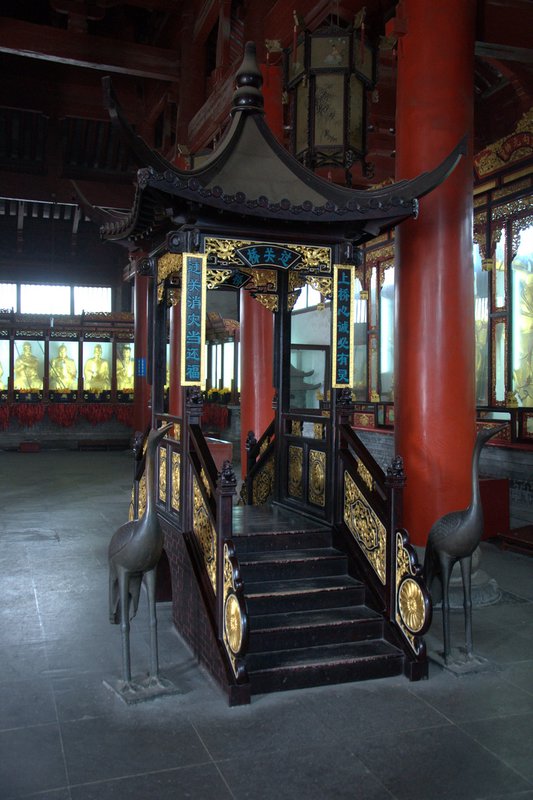 Inside Xuanmiao Temple