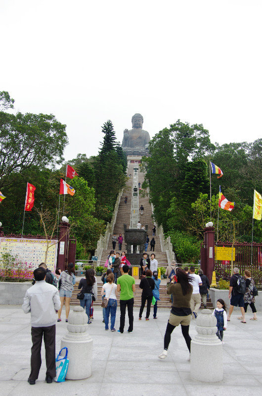 Tourists and Buddha
