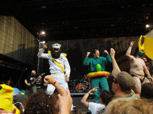 The peak of stagediving and costume inferno