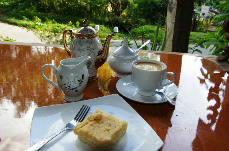 Afternoon tea, Sri Lankan style