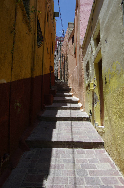 Alley up to El Pípila