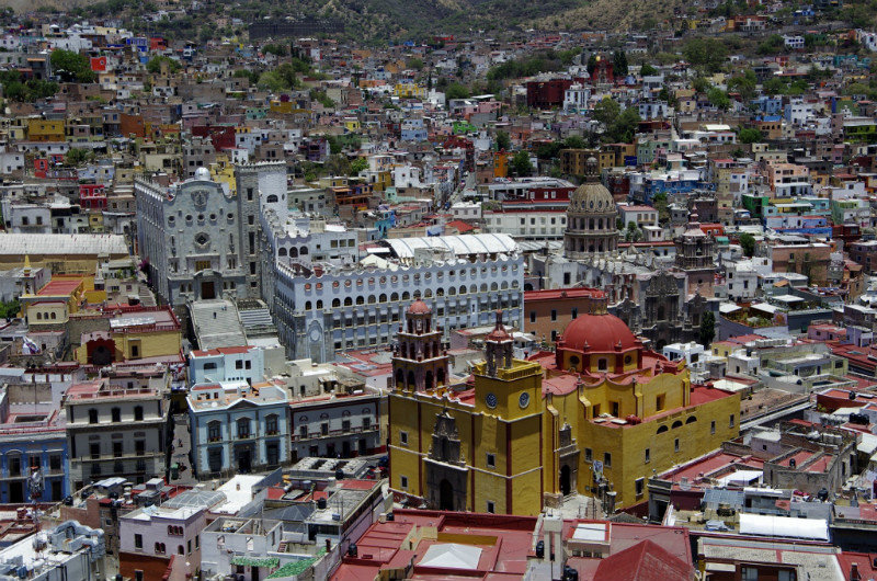 La Basilica y la Universidad de Guanajuato