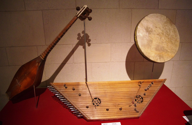 Azerbaijani traditional instruments 