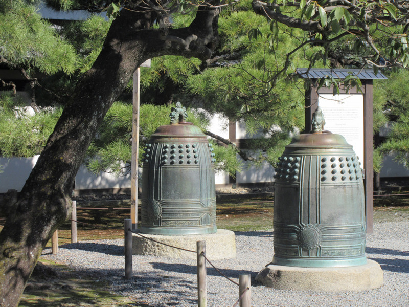 Bells at Nijō Castle