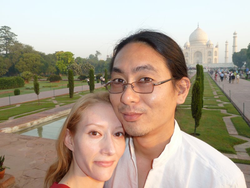 Jennifer and Clement at the Taj Mahal