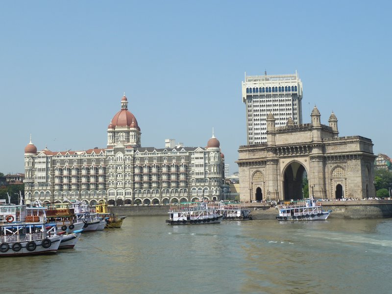 Taj Mahal Palace Hotel and Gateway of India | Photo