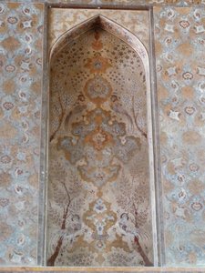 Aliqapu Palace detail