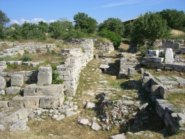 Main entrance to Troy