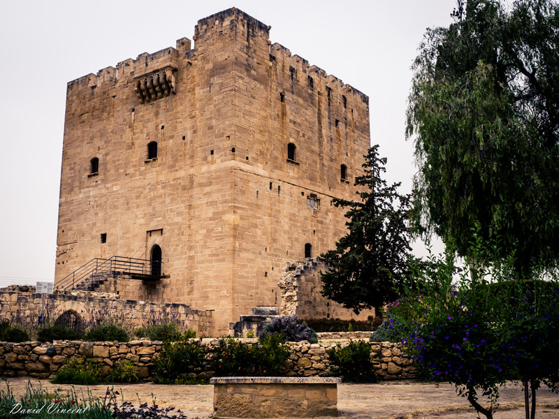 Colossi Castle