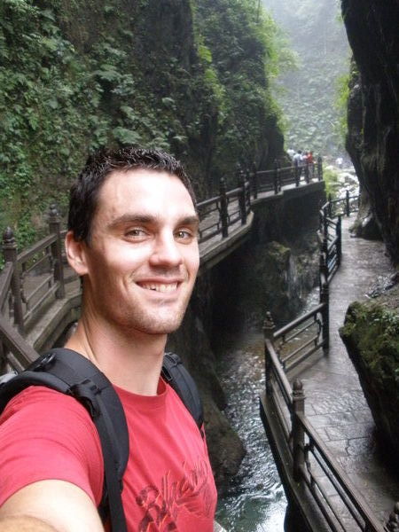 Dave in a gorge - Emei Shan
