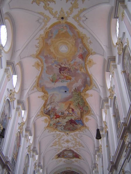 Inside St Peterskirche