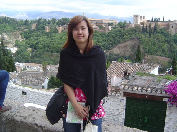 Alhambra in the background