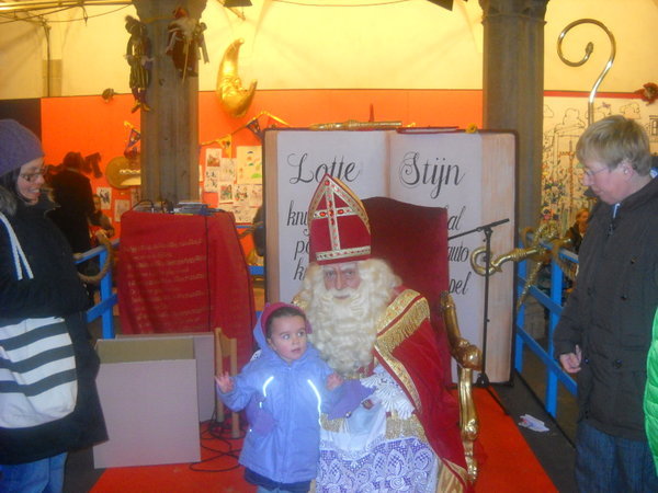 with Sinterklaas haus