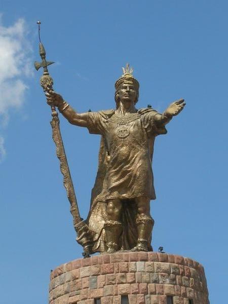 Monumento Pachacuteq