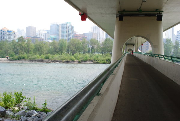 Footbridge crossing the river