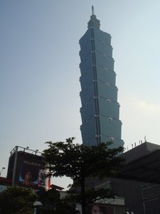 The monster that is Taipei 101