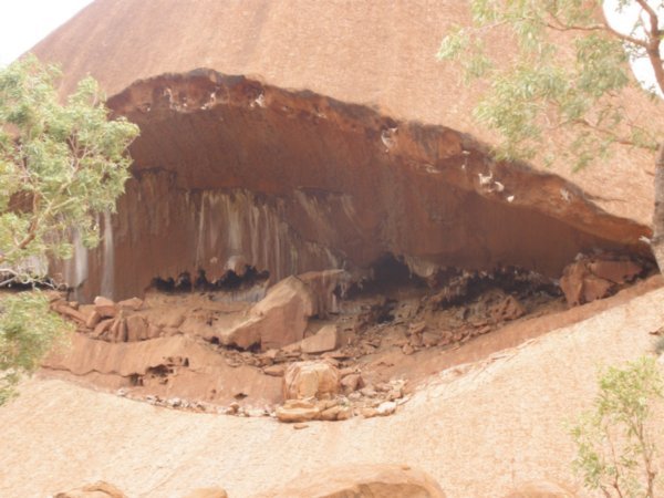 Hole in Ayers Rock