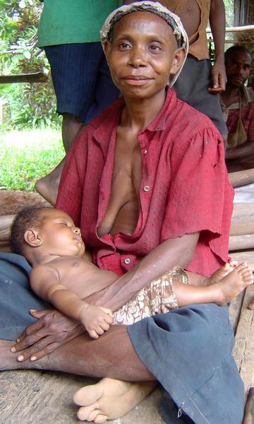 Sio woman and child