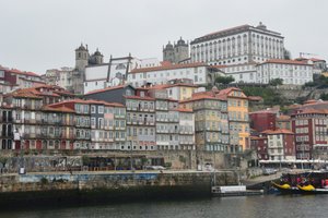 Gray day in Porto