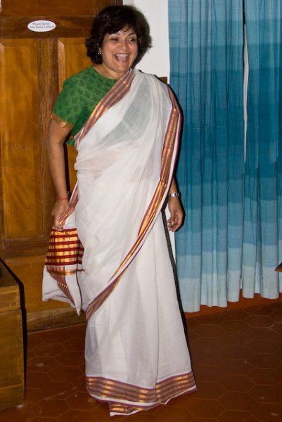 Chindi showing us how to don a sari