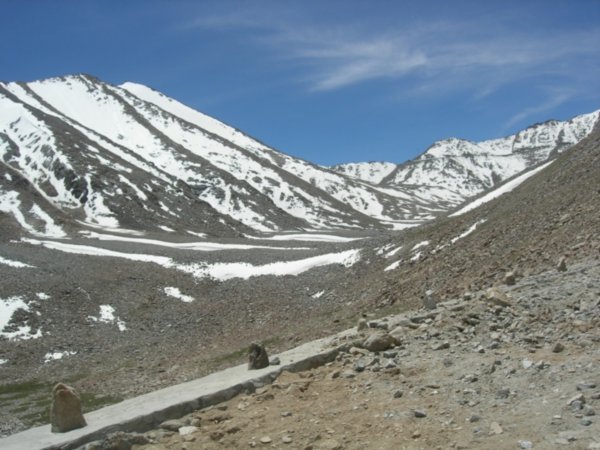 Road to Nubra Valley