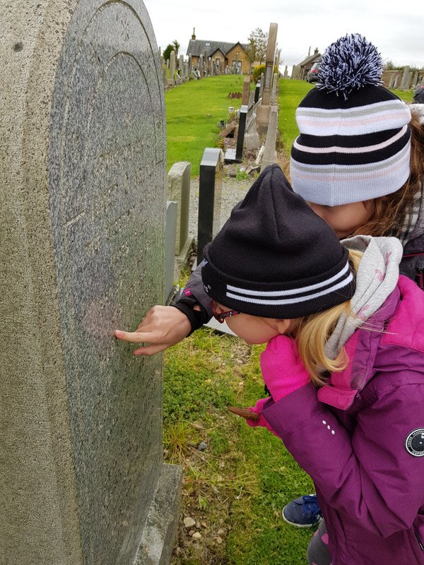 Finding family graves, Penicuk