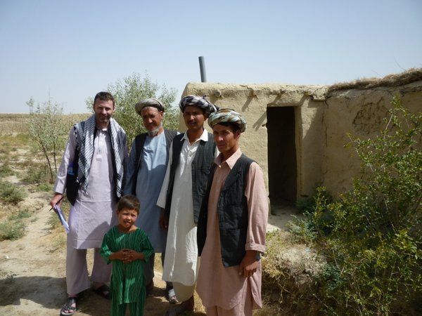 Local men in Jawsjan