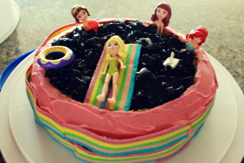 Charlottes cake, meant to be a pool, but no blue jelly could be found!
