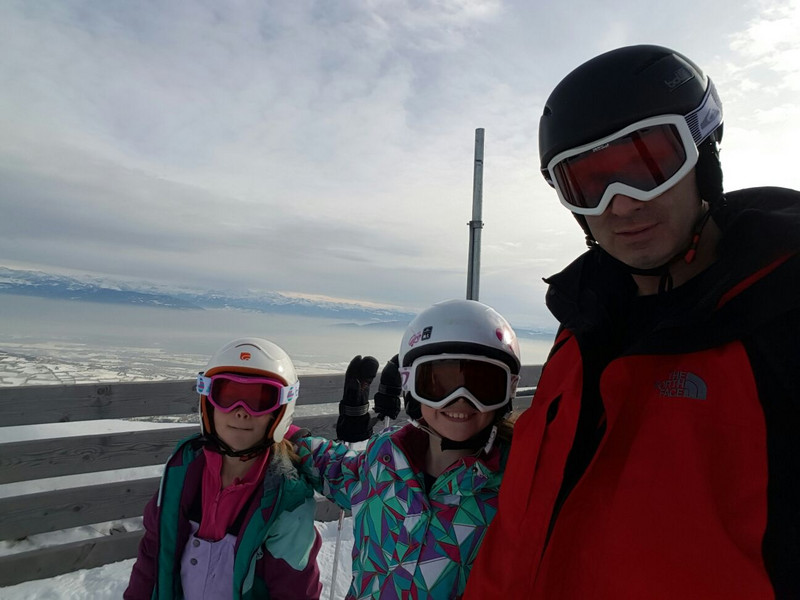 Murray, Char and Haylz at the top fo the chair lift at La Faucille