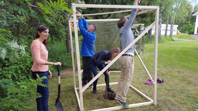 Toilet tent construction during simulation