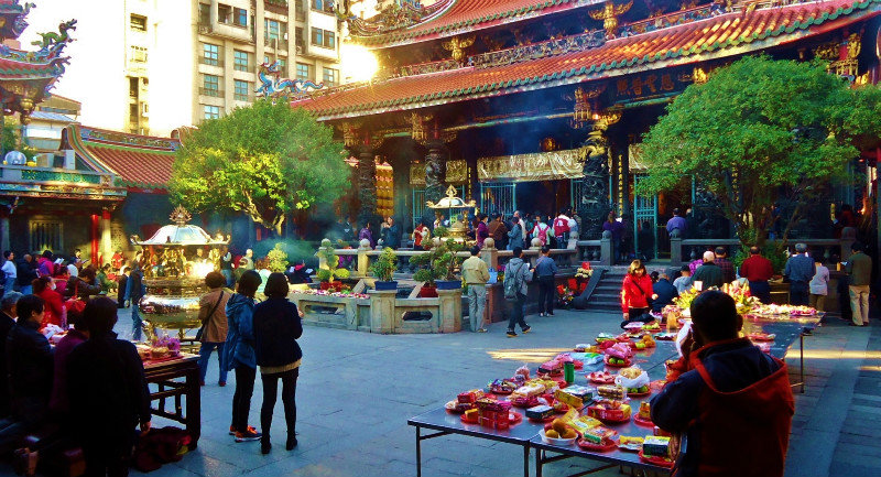 Longshan Temple 2