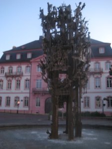 The Mardi Gras sculpture in Mainz