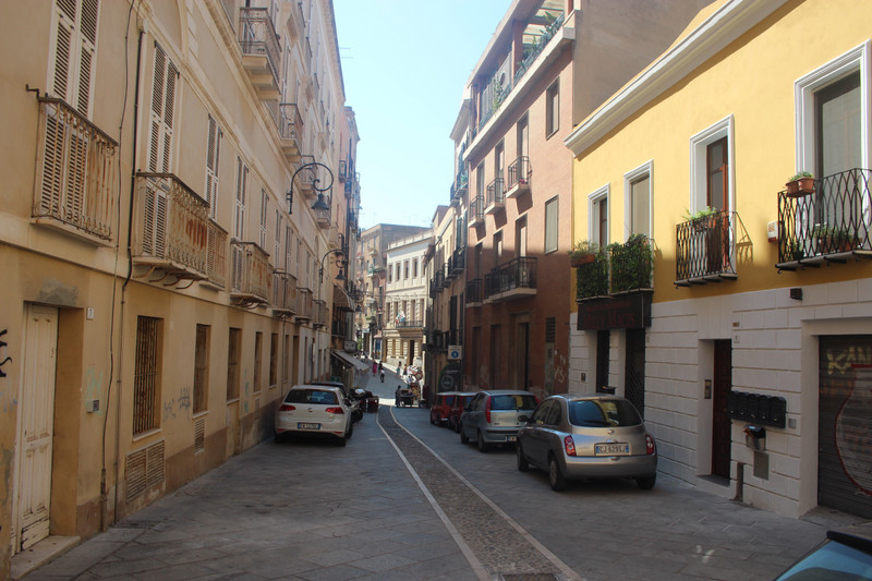 Cagliari 6