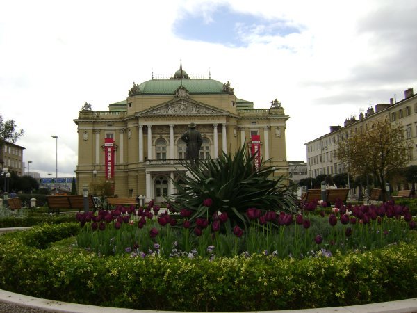 Park/Opera House