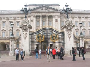 005 Buckingham Palace