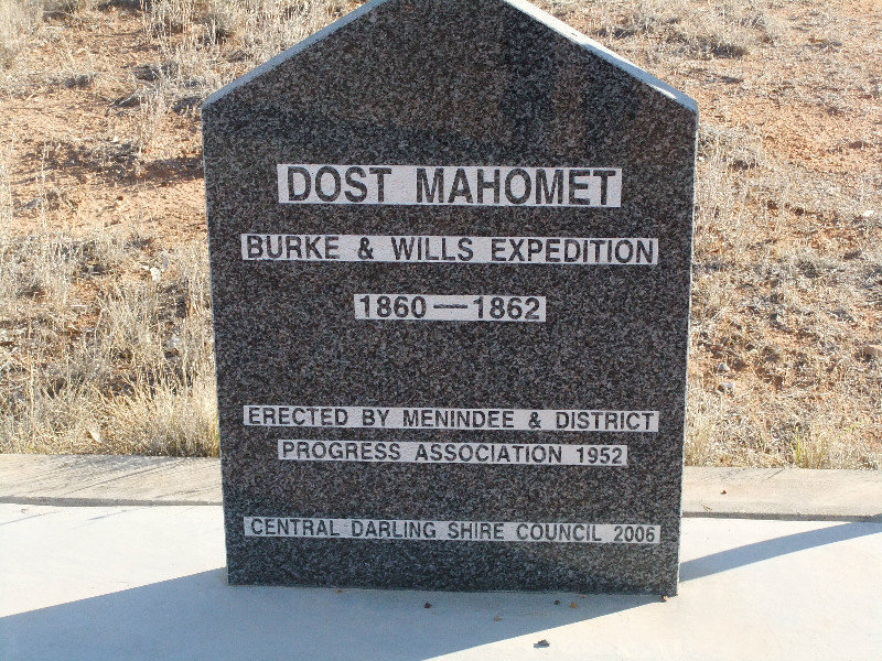 Dost Mahomet's grave
