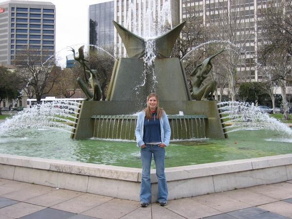 Fiona at the Victoria Square fountain