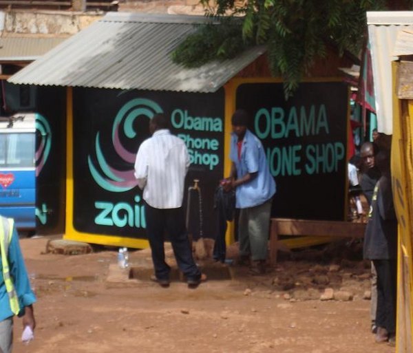 Zain's "Obama" phone shop at the Zambian border