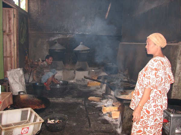 locals cooking curries