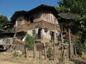 PAK BENG  maison traditionelle en bois