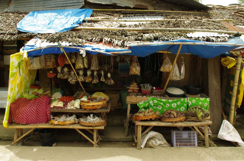 small shop in caramoan city