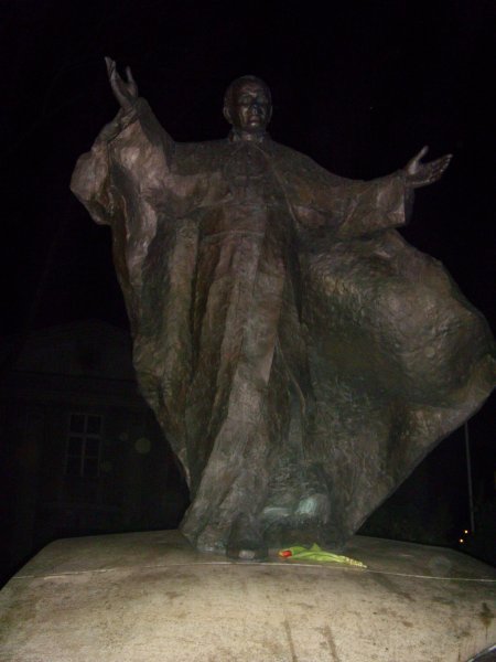 Statue of Johannes Paulus II