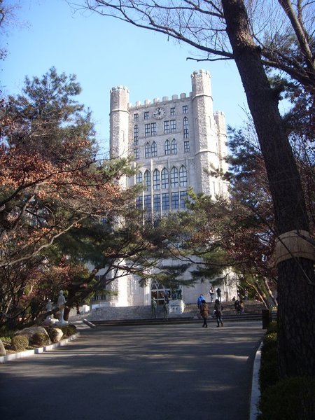Kyung Hee Campus 
