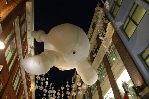 @rseholes of the giant floating snowmen in Carnaby Street