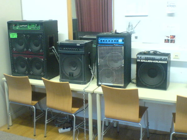Bass amps