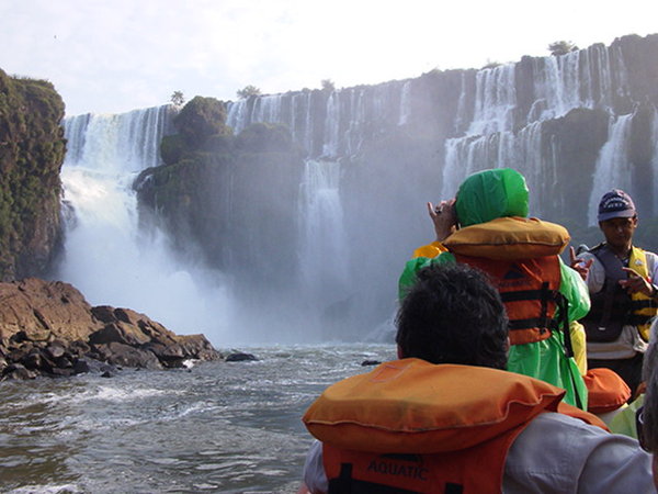 Boat ride to Iguazu